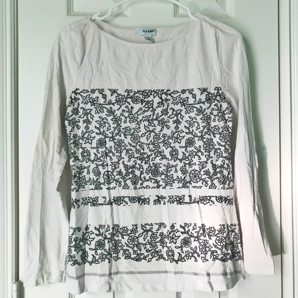 Two Long-Sleeved Floral Design Shirts - Picture 2 of 3